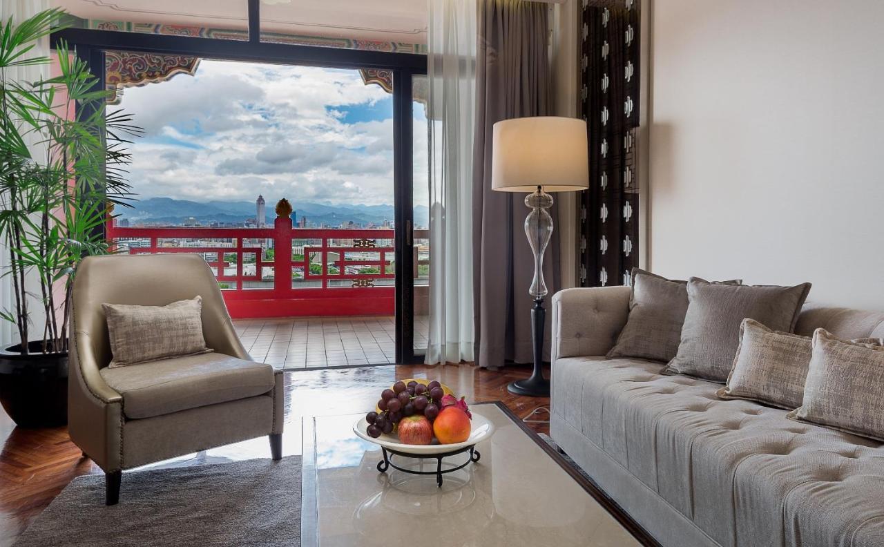 The Grand Hotel Taipéi Exterior foto Living room