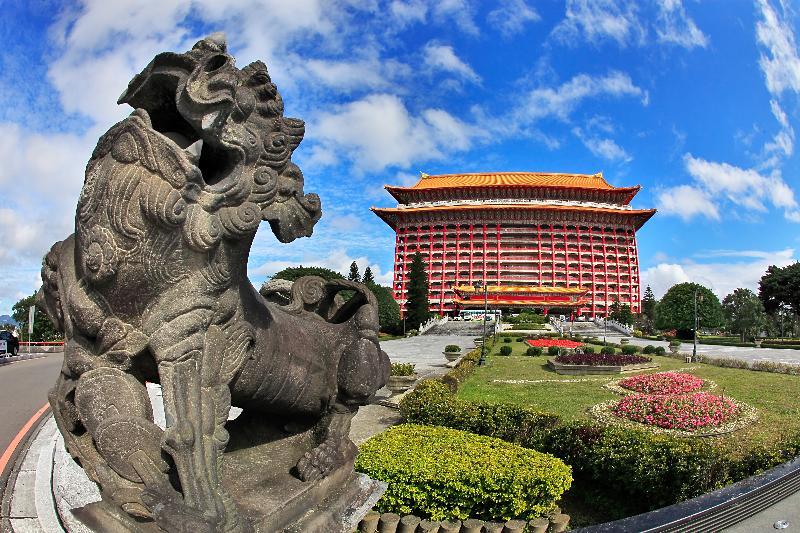 The Grand Hotel Taipéi Exterior foto The Grand Hotel, Taipei